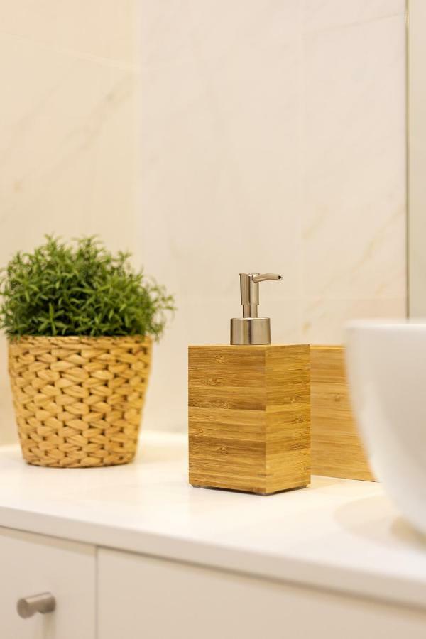 Wood Premium Downtown Apartment By Da'Home Porto Exterior photo